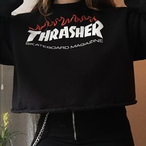 Thrasher hand embroidered flames cropped crew🔥